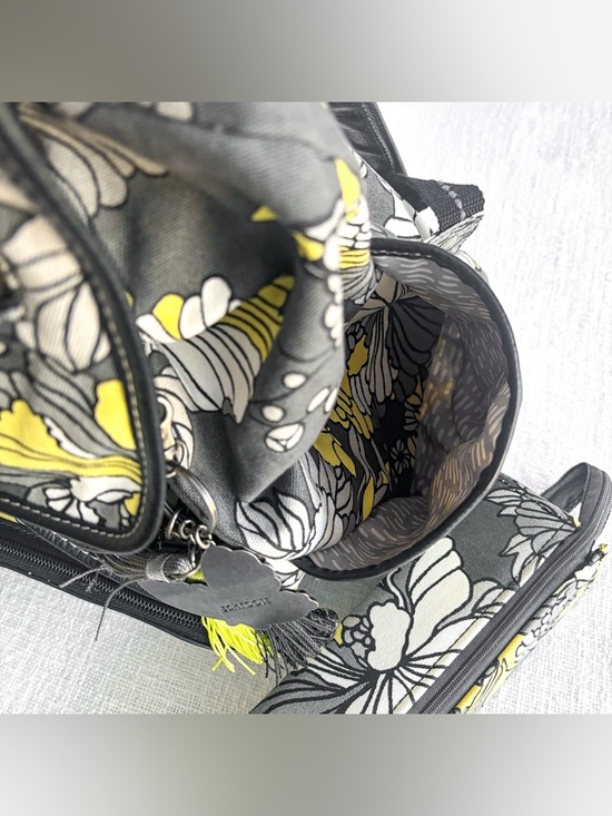 Sakroots floral backpack. - Picture 9 of 16